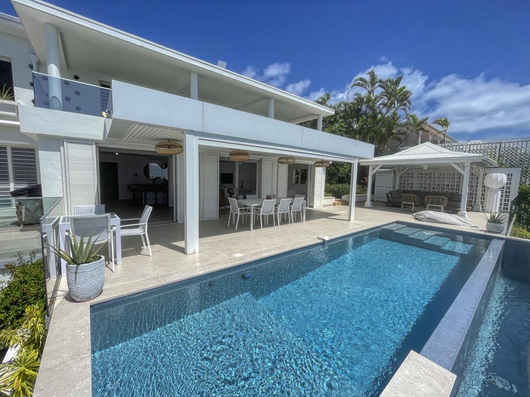 12 Location villa piscine vue mer ilet Gosier Guadeloupe_piscine villa